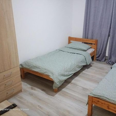 4 Rooms Apartment Тулча Екстериор снимка